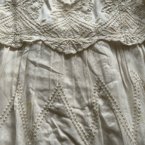 Urban Outfitters Embroidered Mini Dress. Cream. Size S - Picture 4 of 13